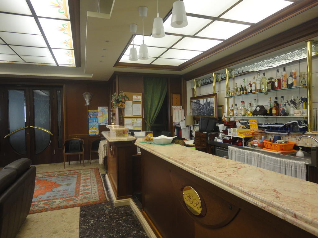 Hotel Al Ragno Cesenatico Exterior foto